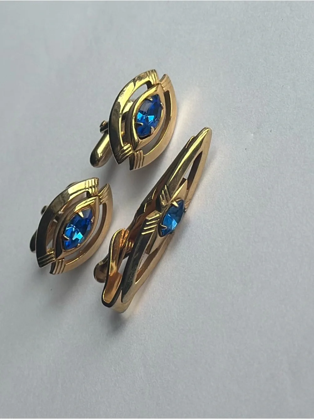 Swank Gold Tone Cufflinks and Tie Clip Set with Blue Stones